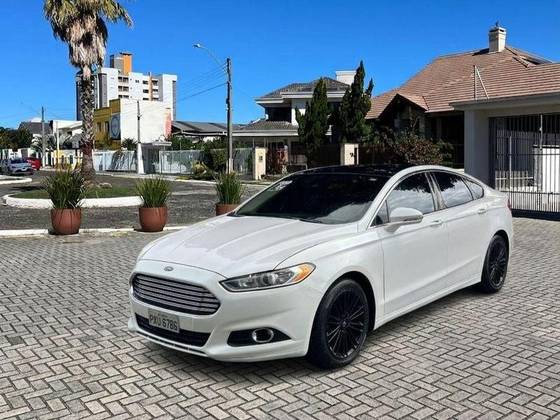 FORD FUSION 2.0 TITANIUM FWD 16V GASOLINA 4P AUTOMÁTICO FORD FUSION 2.0 TITANIUM FWD 16V GASOLINA 4P AUTOMÁTICO